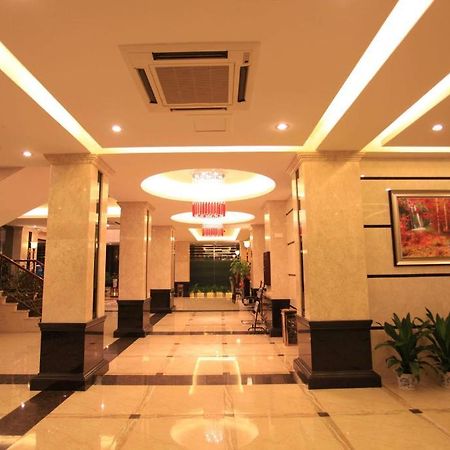 Perfect Season Hotel Guilin Buitenkant foto