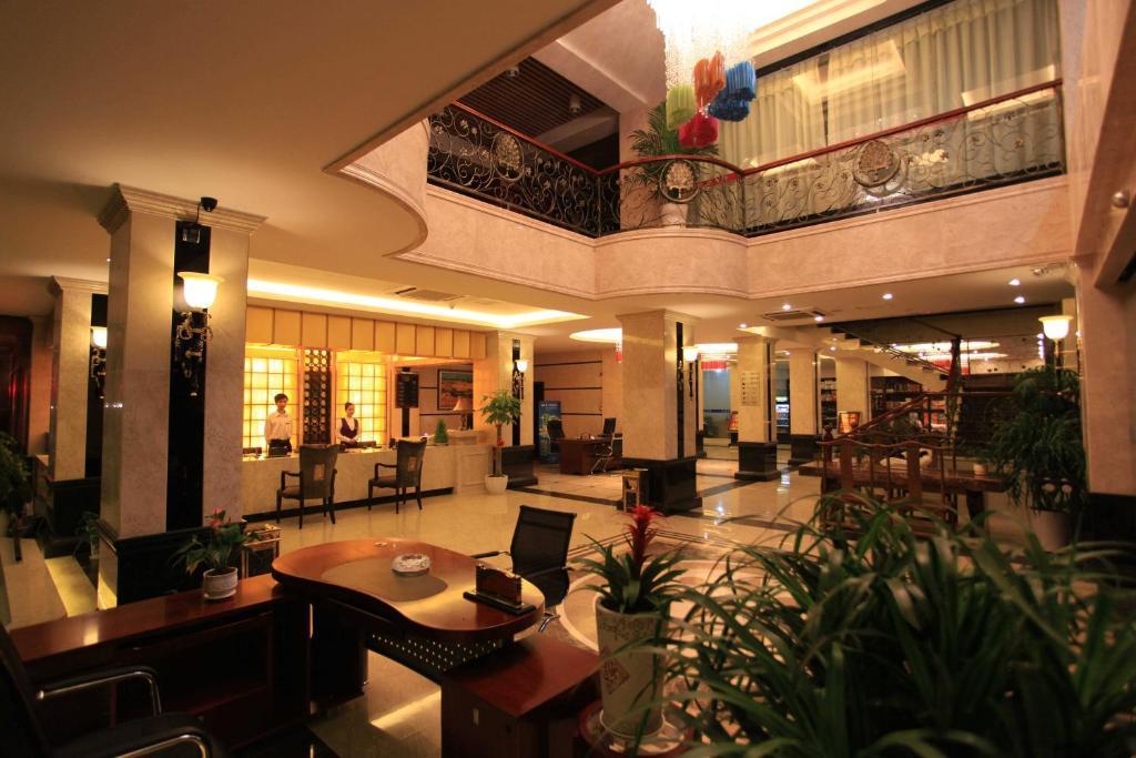 Perfect Season Hotel Guilin Buitenkant foto
