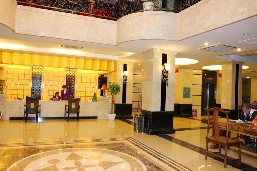 Perfect Season Hotel Guilin Buitenkant foto