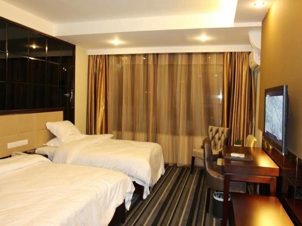 Perfect Season Hotel Guilin Buitenkant foto